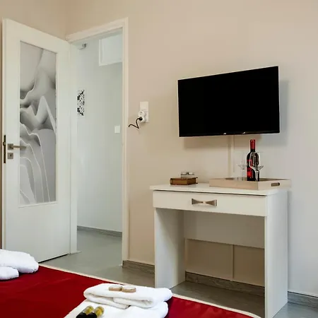 Sophia's Castle View *