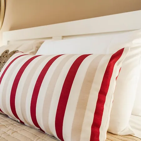 Sophia's Castle View * Chania (Crete)