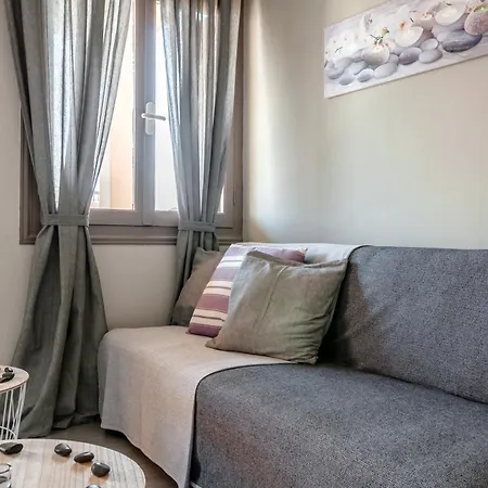 Sophia's Castle View *