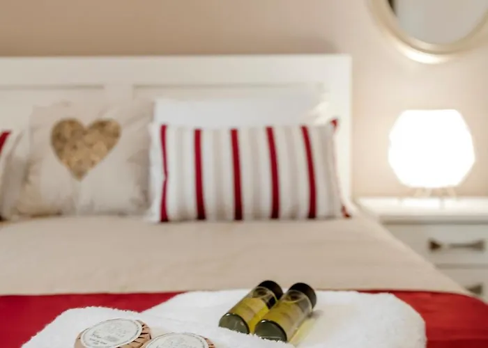 Feriehus Sophia's Castle View *